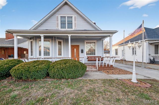 105 S 4th Street, Dupo, IL 62239