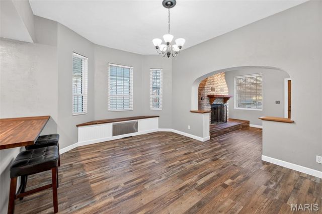 105 S 4th Street, Dupo, IL 62239