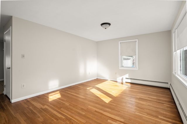 42 Beresford St, Lawrence, MA 01843