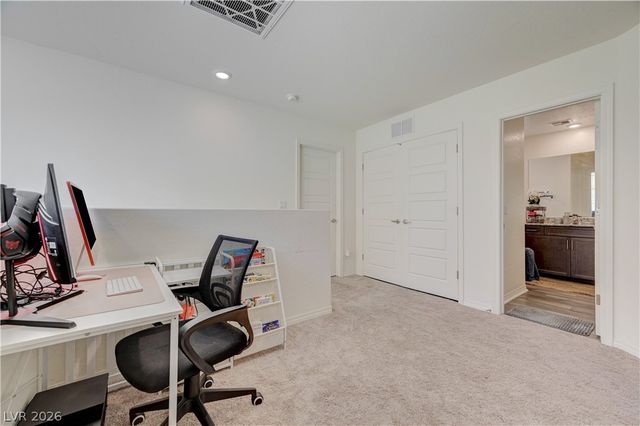 2238 Cosgrove Street, Las Vegas, NV 89115