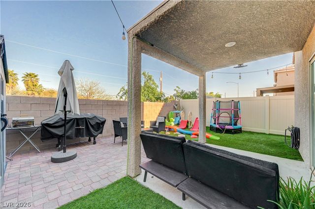 2238 Cosgrove Street, Las Vegas, NV 89115