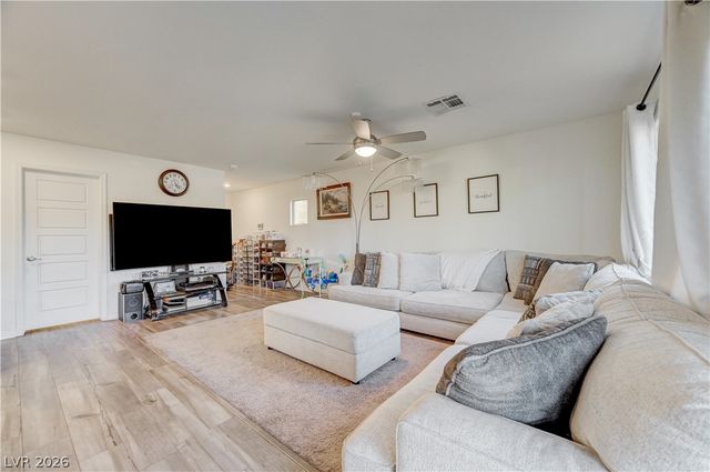 2238 Cosgrove Street, Las Vegas, NV 89115