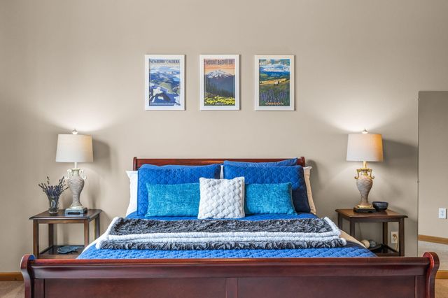 2546 NW 22nd Street, Redmond, OR 97756