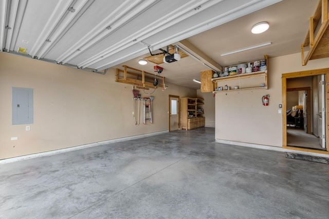 2546 NW 22nd Street, Redmond, OR 97756