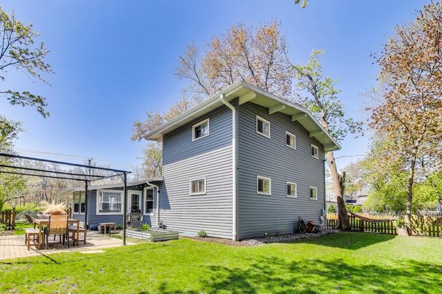 537 County Line Road, Highland Park, IL 60035