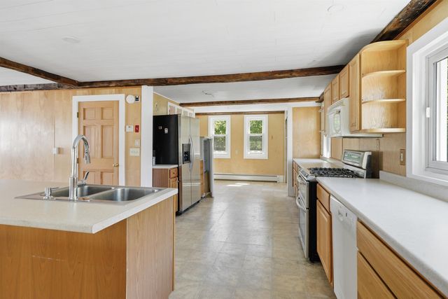 300 Robbins Road, Rindge, NH 03461