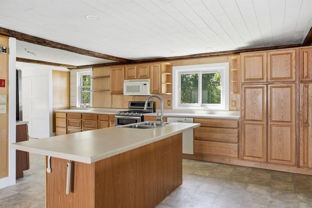 300 Robbins Road, Rindge, NH 03461