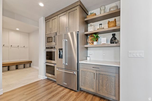 91 N MORNING MIST LN, Kaysville, UT 84037
