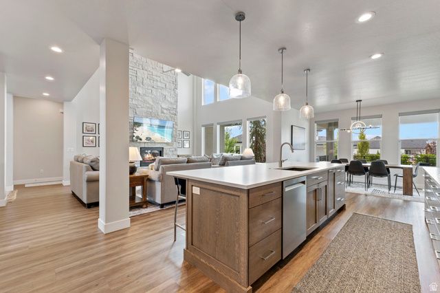 91 N MORNING MIST LN, Kaysville, UT 84037