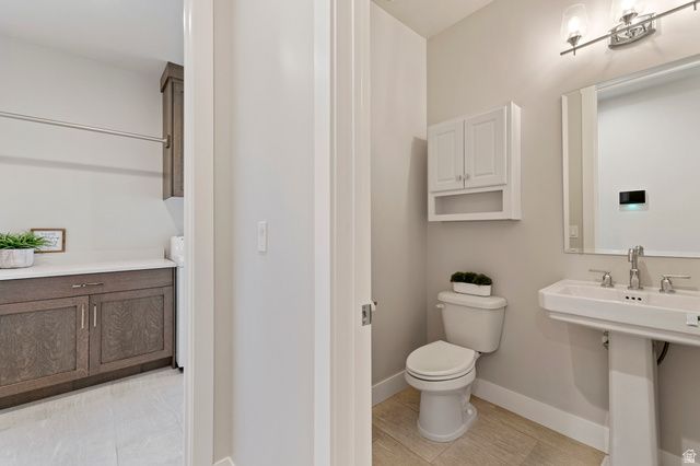 91 N MORNING MIST LN, Kaysville, UT 84037