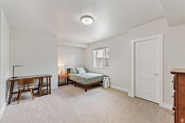 91 N MORNING MIST LN, Kaysville, UT 84037
