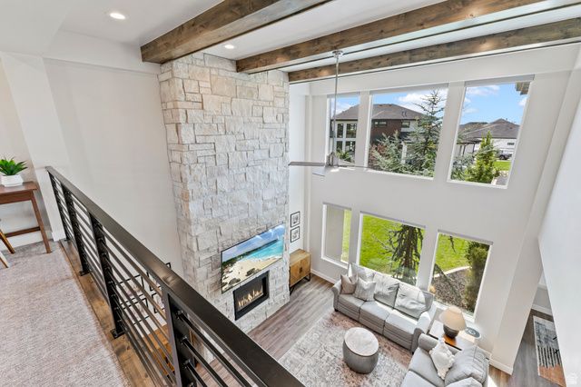 91 N MORNING MIST LN, Kaysville, UT 84037