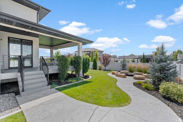 91 N MORNING MIST LN, Kaysville, UT 84037