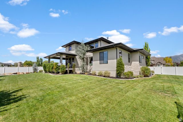91 N MORNING MIST LN, Kaysville, UT 84037