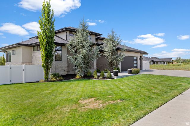 91 N MORNING MIST LN, Kaysville, UT 84037