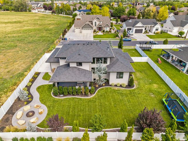 91 N MORNING MIST LN, Kaysville, UT 84037