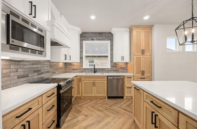 15388 Sandtrap Drive, Waller, TX 77484