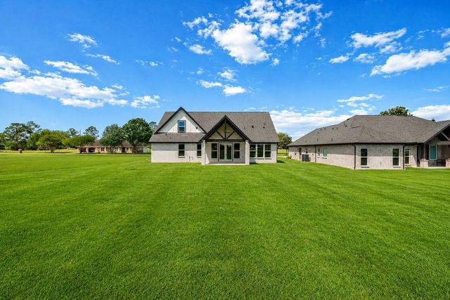 15388 Sandtrap Drive, Waller, TX 77484