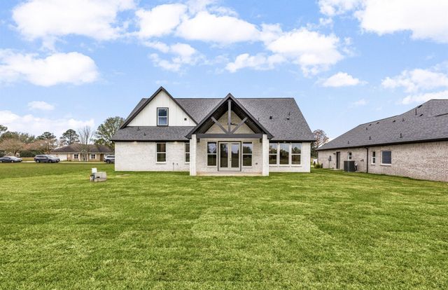 15388 Sandtrap Drive, Waller, TX 77484