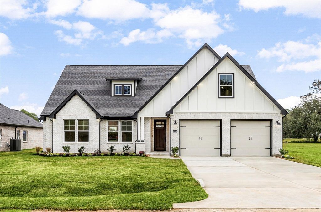 15388 Sandtrap Drive, Waller, TX 77484