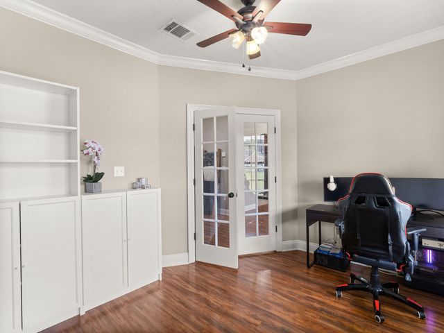 221 Aidan Dr, Leesville, LA 71446
