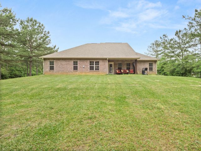 221 Aidan Dr, Leesville, LA 71446