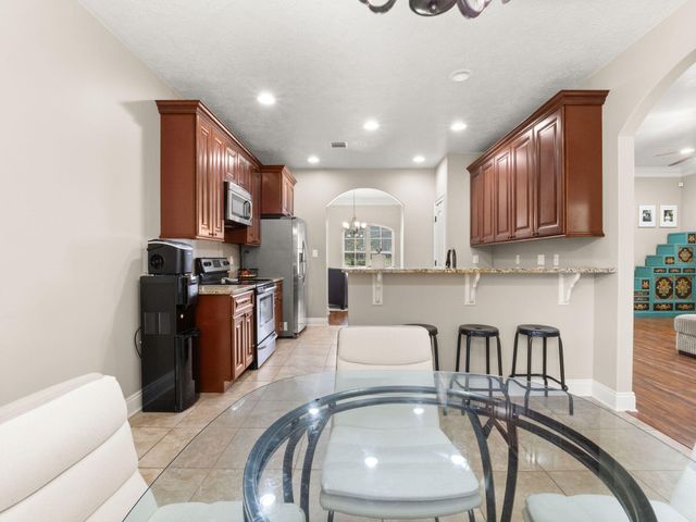 221 Aidan Dr, Leesville, LA 71446
