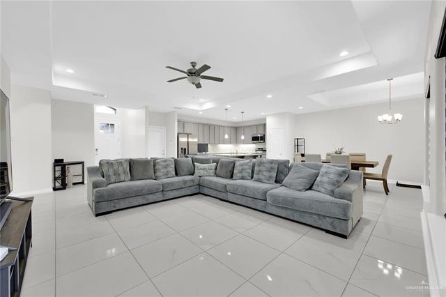 3604 E Bali Drive, Edinburg, TX 78542