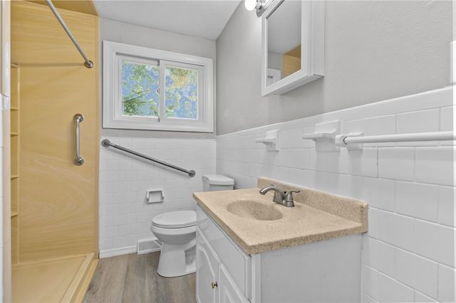 85 Canario Drive, Warren, RI 02885