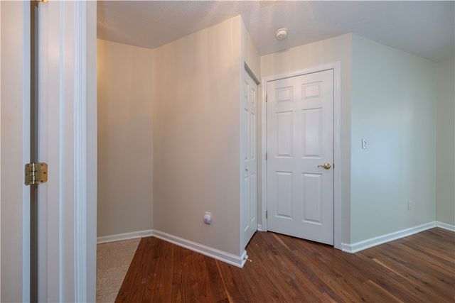 305 Berrington Ct, Bethel Park, PA 15102