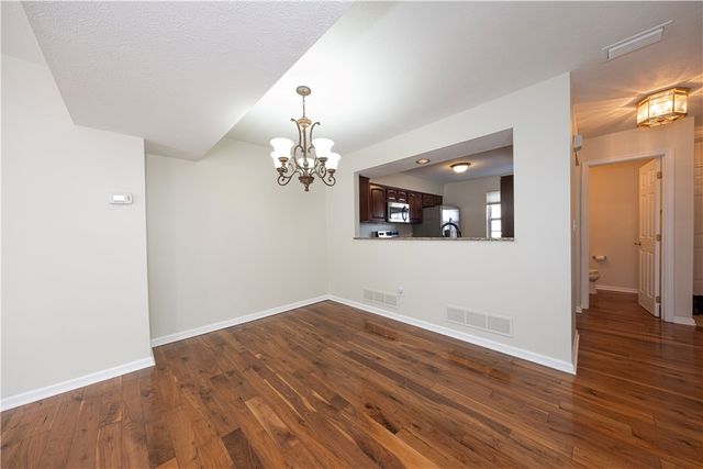 305 Berrington Ct, Bethel Park, PA 15102