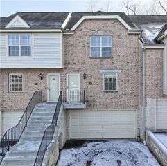 305 Berrington Ct, Bethel Park, PA 15102