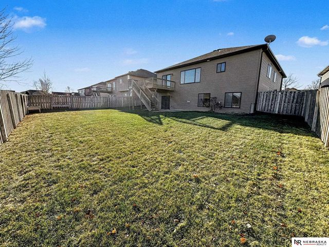 7140 Countryview Road, Lincoln, NE 68516