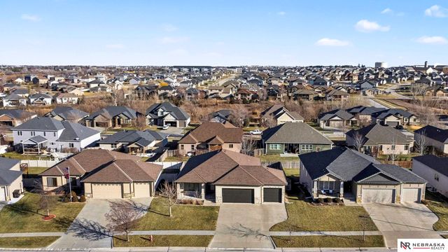 7140 Countryview Road, Lincoln, NE 68516