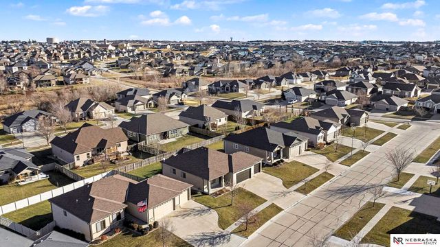 7140 Countryview Road, Lincoln, NE 68516