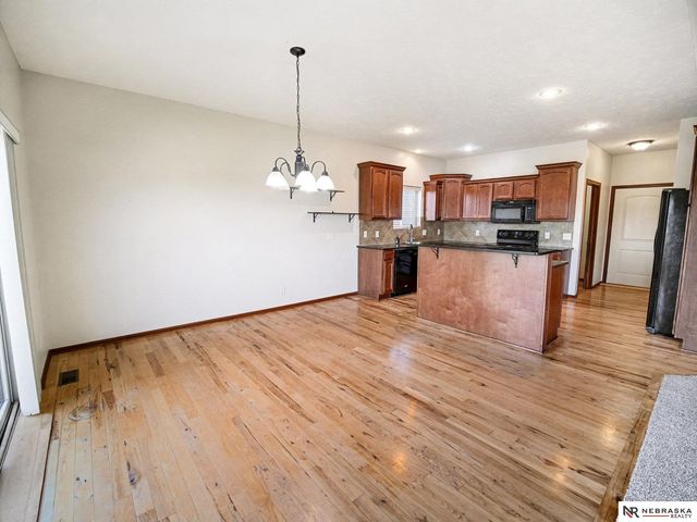 7140 Countryview Road, Lincoln, NE 68516