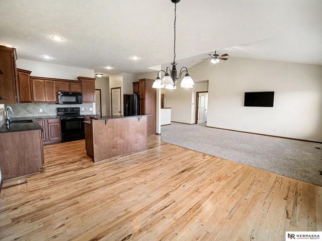 7140 Countryview Road, Lincoln, NE 68516