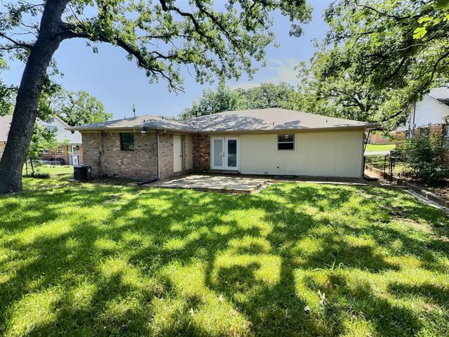 111 Doris Drive, Denison, TX 75021