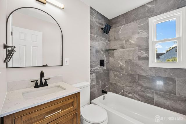 435 Warfield Road, North Plainfield, NJ 07063