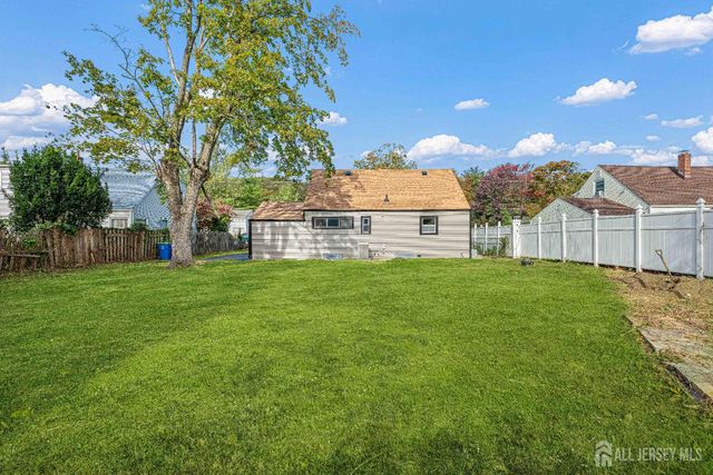 435 Warfield Road, North Plainfield, NJ 07063