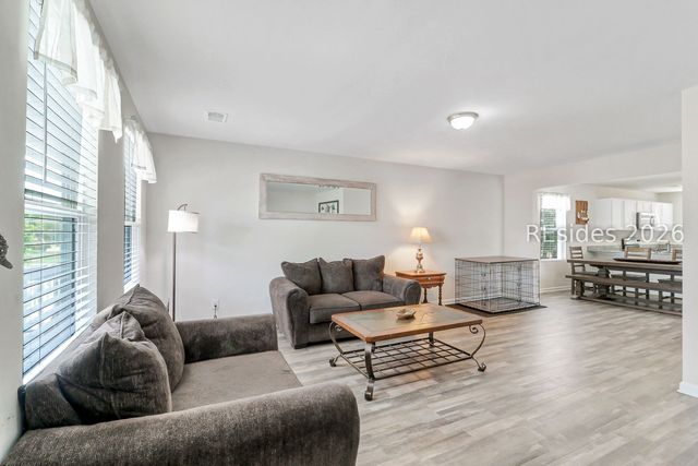 107 Palmetto Breeze Cir, Beaufort, SC 29907
