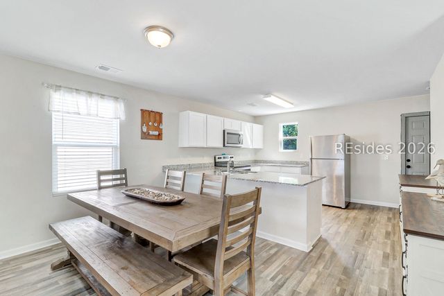 107 Palmetto Breeze Cir, Beaufort, SC 29907