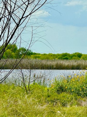 6855 N Highway 35 Hwy N, Rockport, TX 78382