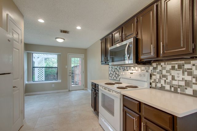 333 Parkway Boulevard, Coppell, TX 75019