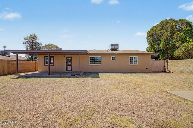 1518 E Flossmoor Avenue, Mesa, AZ 85204