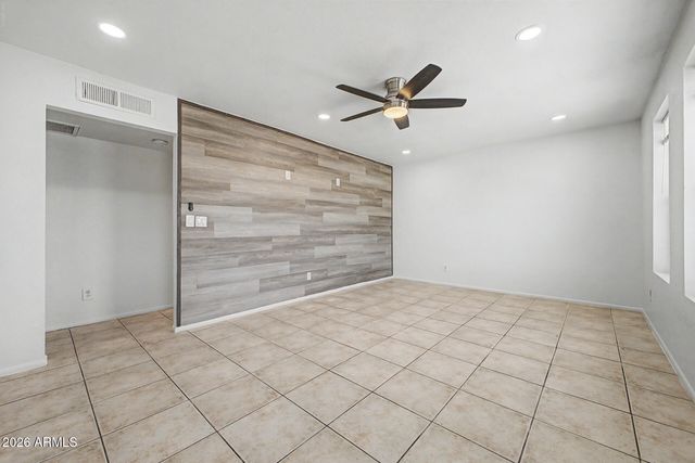 1518 E Flossmoor Avenue, Mesa, AZ 85204