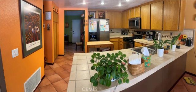 9728 Woodleaf, Rancho Cucamonga, CA 91701