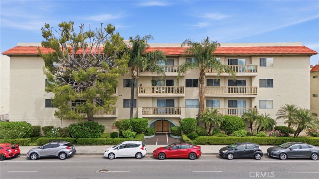 5400 Lindley Avenue 121, Encino, CA 91316 — photo 2