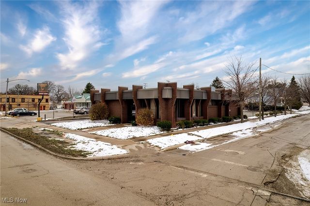 365 E 200th Street, Euclid, OH 44119