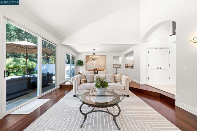 3058 Live Oak Ct, Danville, CA 94506